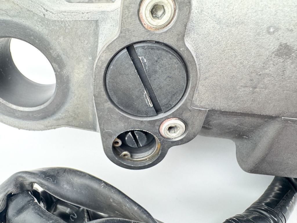 2000-2007 Suzuki DF 25 30 HP 4 Stroke Outboard Power Trim Tilt Unit OEM