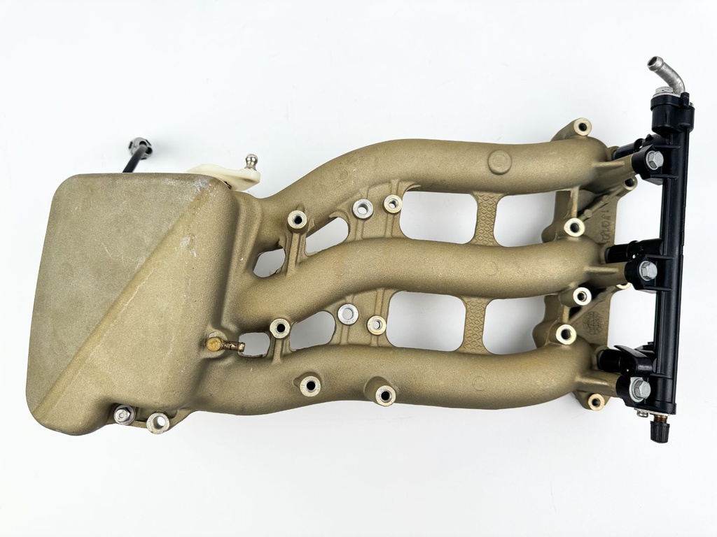 2006 Mercury 25 HP 4 Stroke Outboard Intake Manifold 898103T01 OEM