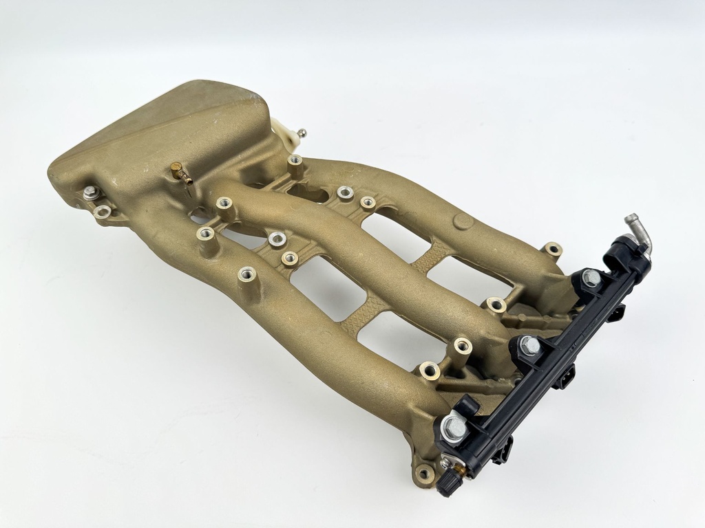 2006 Mercury 25 HP 4 Stroke Outboard Intake Manifold 898103T01 OEM