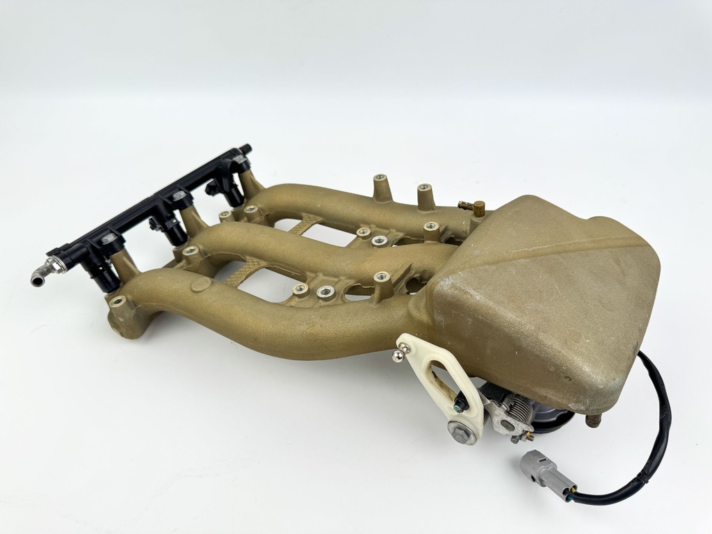 2006 Mercury 25 HP 4 Stroke Outboard Intake Manifold 898103T01 OEM