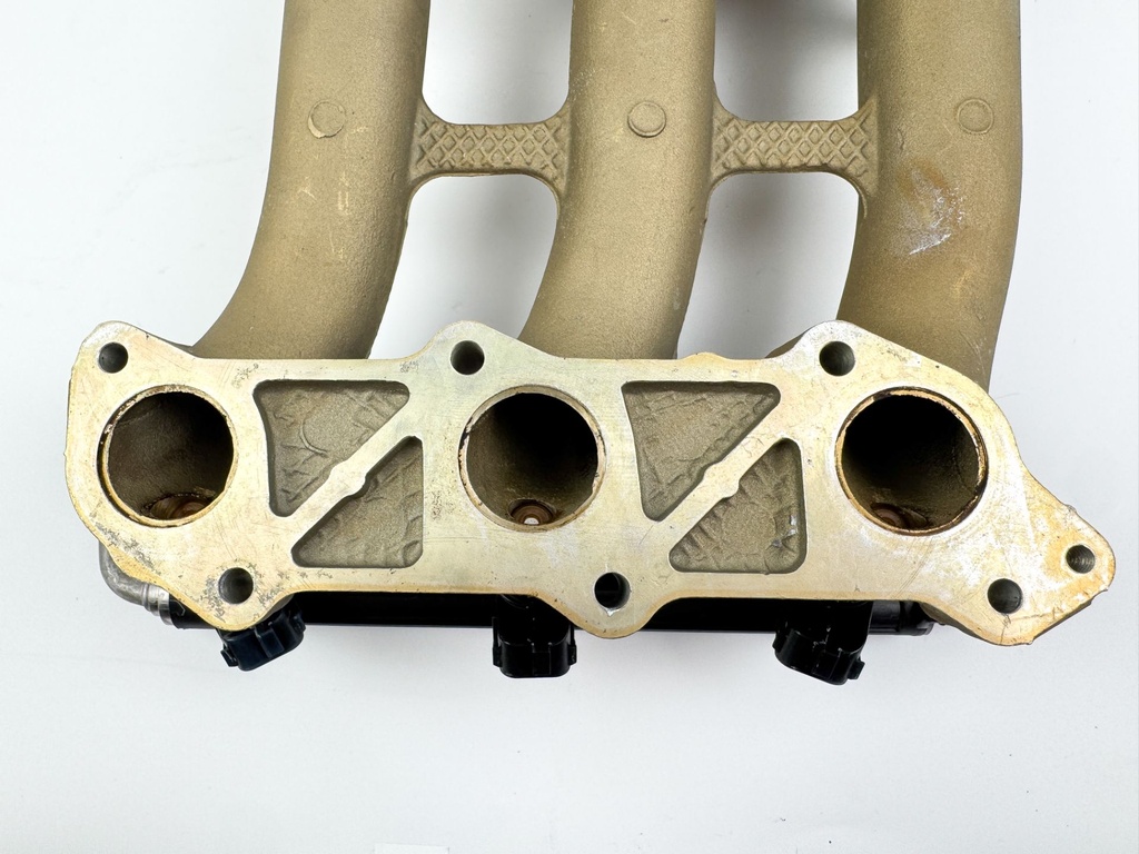 2006 Mercury 25 HP 4 Stroke Outboard Intake Manifold 898103T01 OEM