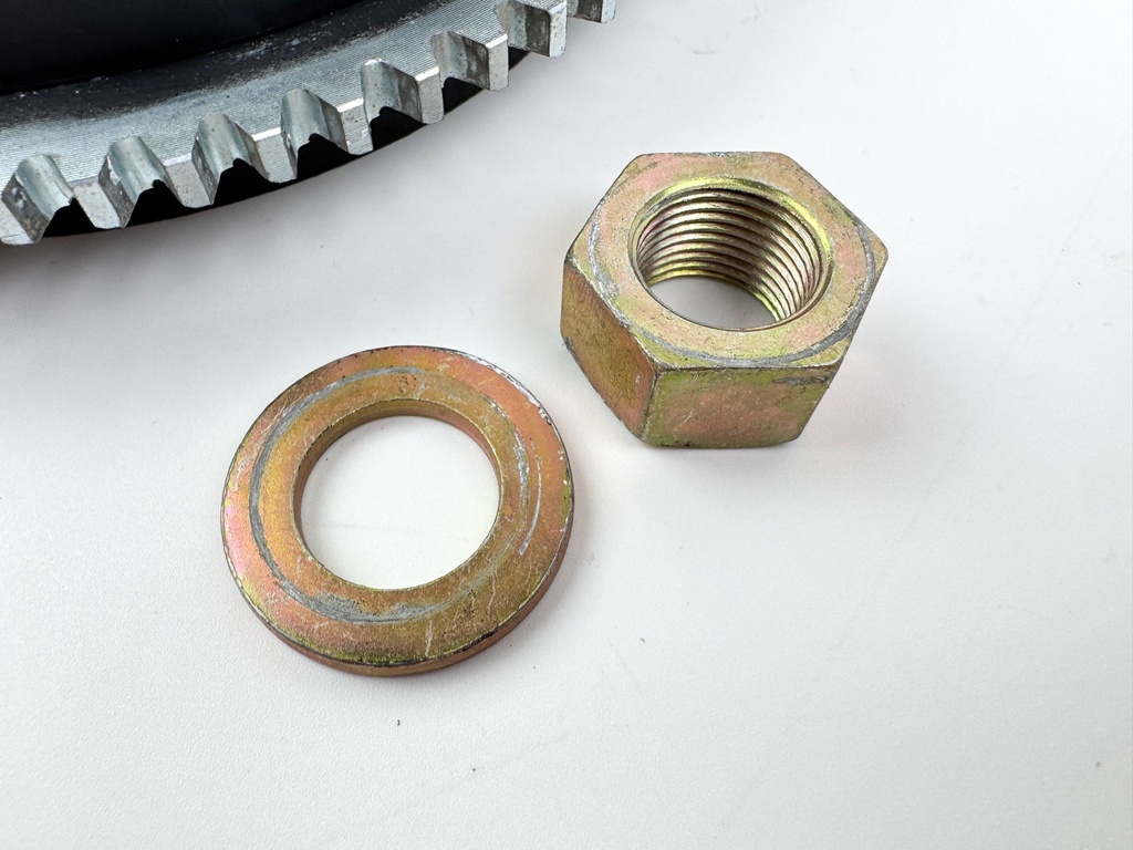 2006 Mercury 25 HP 4 Stroke Outboard Flywheel 898101T64 OEM