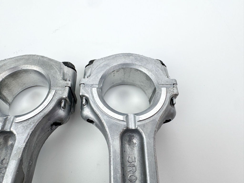 2006 Mercury 25 HP 4 Stroke Outboard Piston & Connecting Rod Set 834961T03 OEM