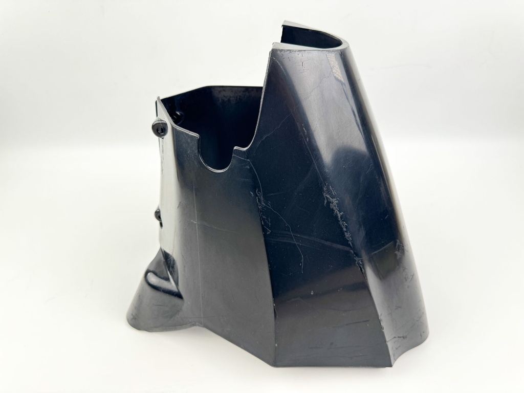 2006 Mercury 25 HP 4 Stroke Outboard Lower Apron Cover 896116T OEM