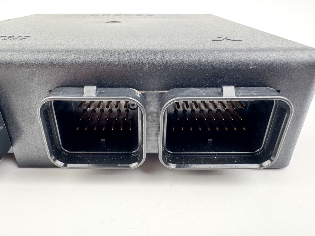 2006 Yamaha 250 HP 4 Stroke Outboard ECU Engine Control Unit 6P2-8591A-23-00 OEM