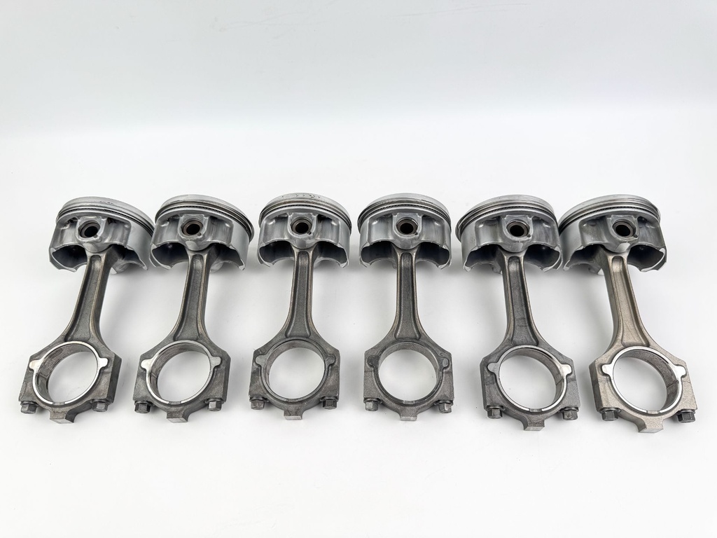 2006 Yamaha 250 HP 4 Stroke Outboard Piston & Connecting Rod Set 69J-11631-02-B0 OEM