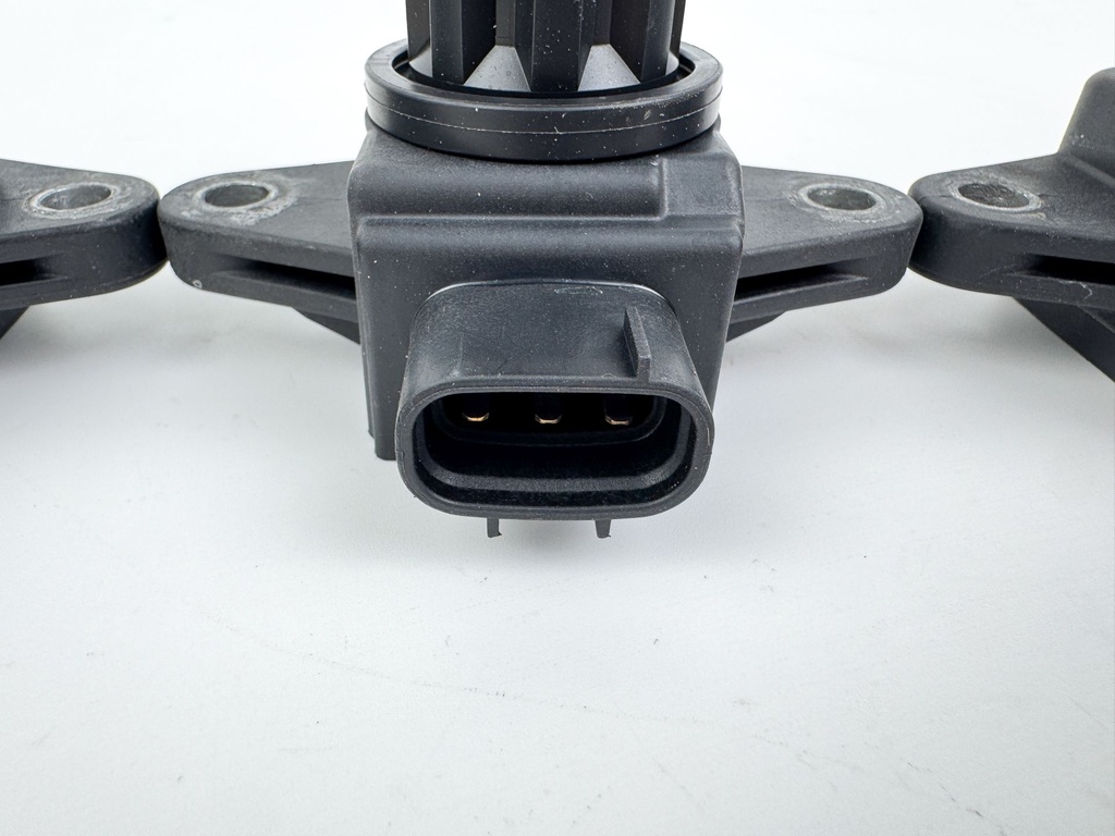 2006 Yamaha 250 HP 4 Stroke Outboard Ignition Coil Set 6P2-82310-00-00 OEM