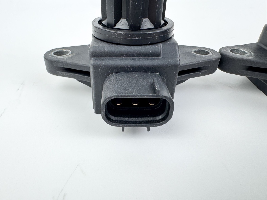 2006 Yamaha 250 HP 4 Stroke Outboard Ignition Coil Set 6P2-82310-00-00 OEM