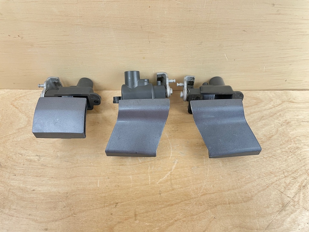 2015 Yamaha 250HP 4 Stroke Bottom Cowling Latch Set 3 69J-42815-00-8D