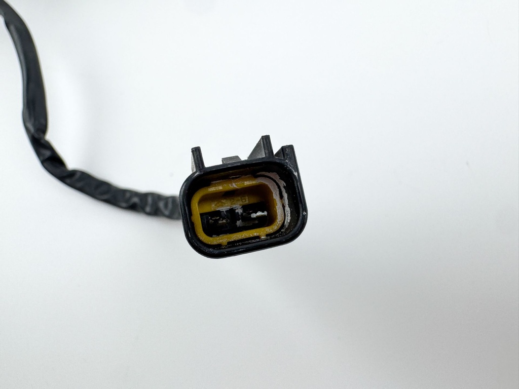 2006 Yamaha 250 HP 4 Stroke Outboard VST Float Chamber Assembly 6P2-14180-01-00 OEM