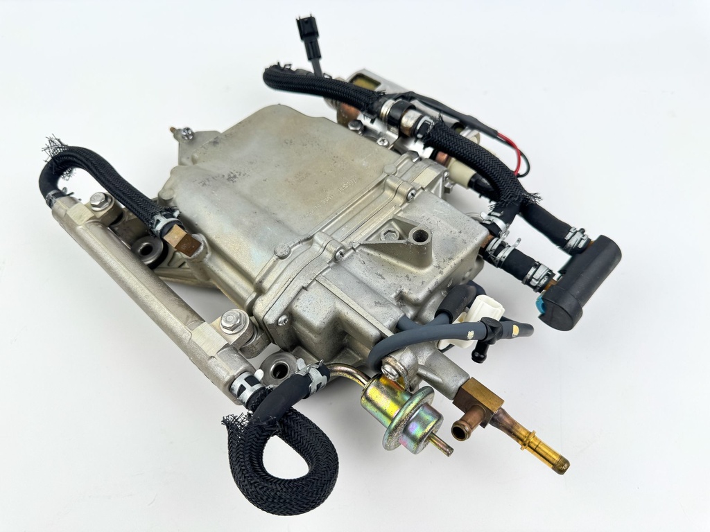 2006 Yamaha 250 HP 4 Stroke Outboard VST Float Chamber Assembly 6P2-14180-01-00 OEM