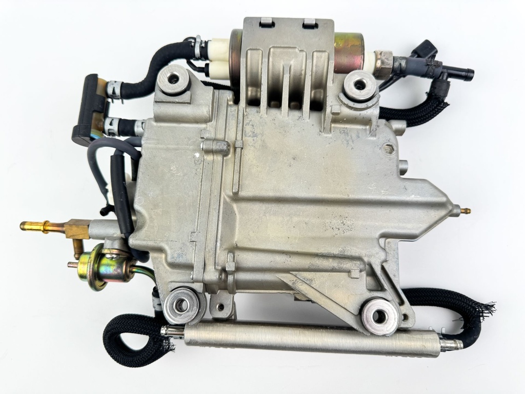 2006 Yamaha 250 HP 4 Stroke Outboard VST Float Chamber Assembly 6P2-14180-01-00 OEM