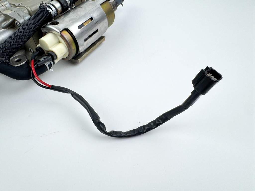 2006 Yamaha 250 HP 4 Stroke Outboard VST Float Chamber Assembly 6P2-14180-01-00 OEM