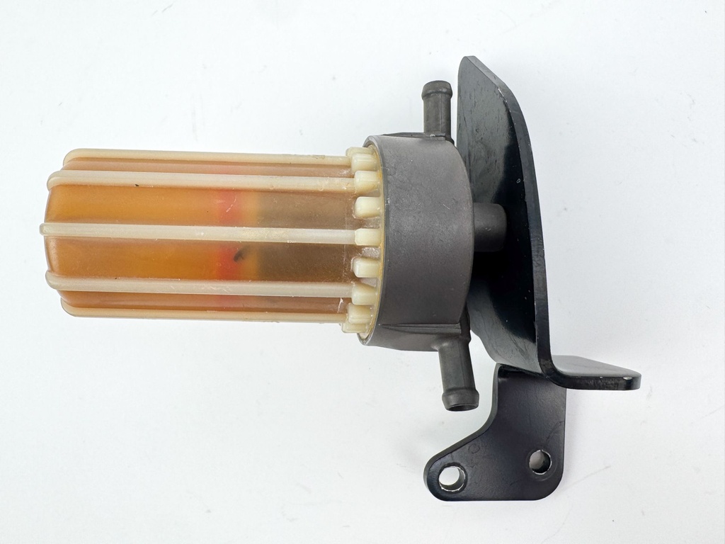 2006 Yamaha 250 HP 4 Stroke Outboard Fuel Filter Assembly 6P3-24560-00-00 OEM