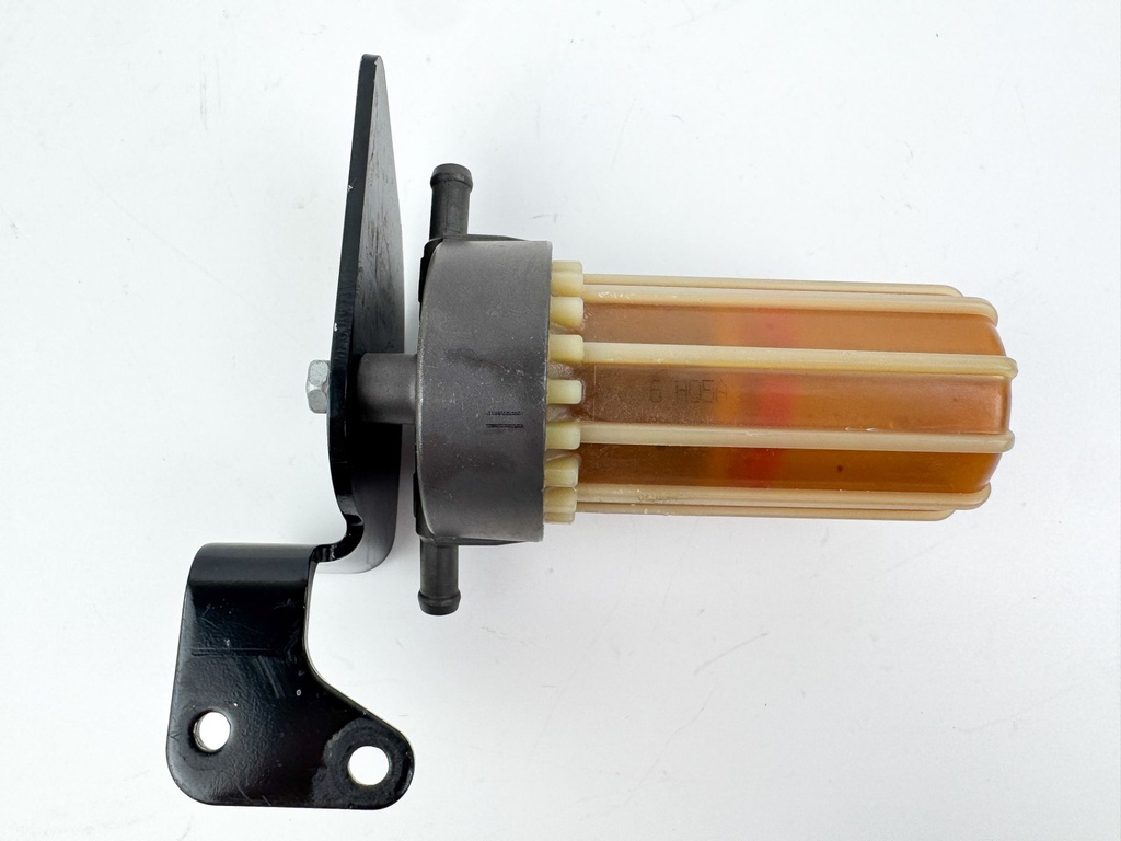 2006 Yamaha 250 HP 4 Stroke Outboard Fuel Filter Assembly 6P3-24560-00-00 OEM