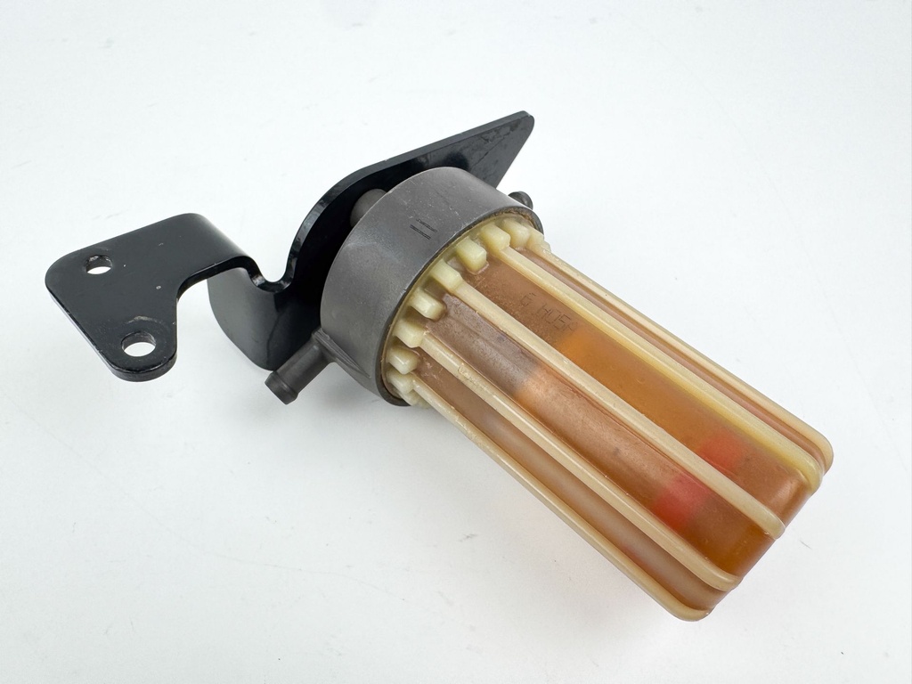 2006 Yamaha 250 HP 4 Stroke Outboard Fuel Filter Assembly 6P3-24560-00-00 OEM