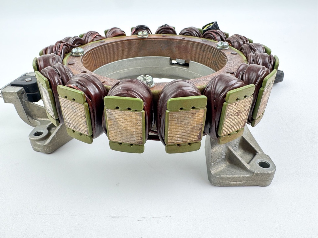 2006 Yamaha 250 HP 4 Stroke Outboard Coil Pulser Base Stator Assembly 6P2-81460-00-00 OEM