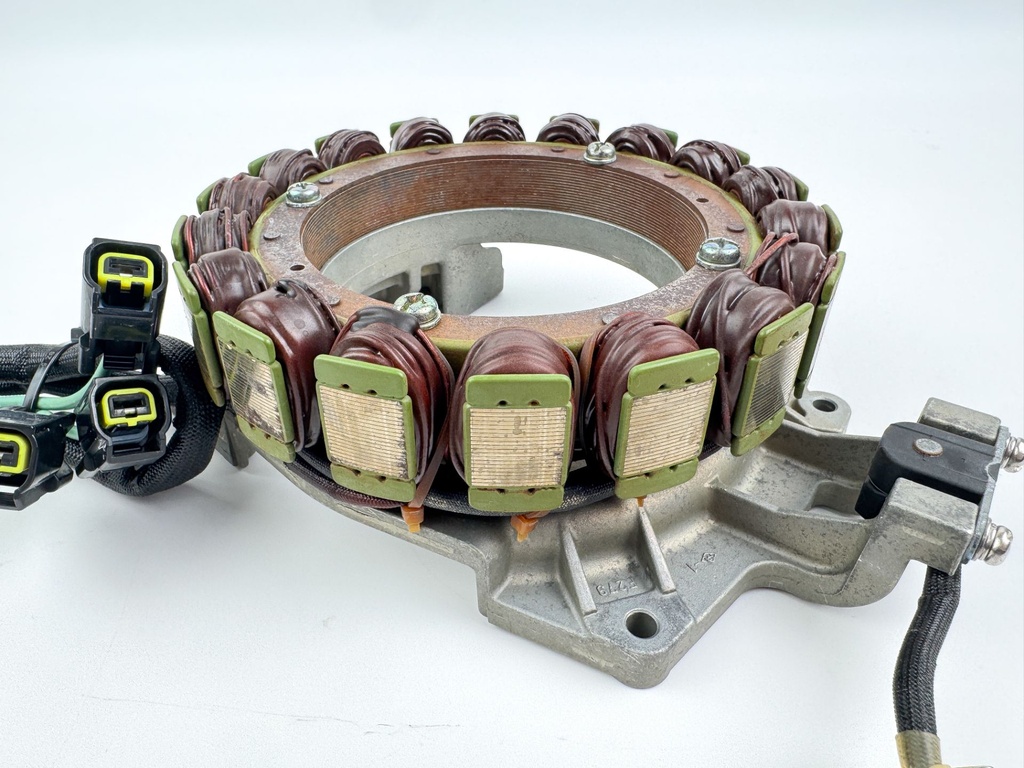 2006 Yamaha 250 HP 4 Stroke Outboard Coil Pulser Base Stator Assembly 6P2-81460-00-00 OEM