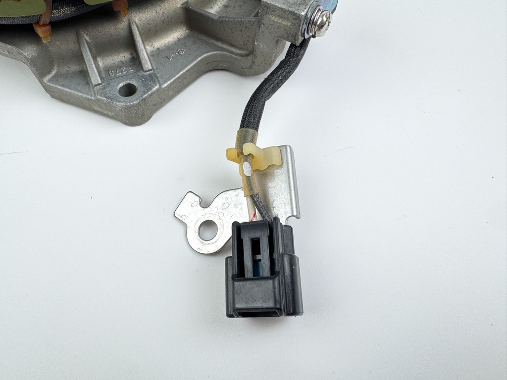 2006 Yamaha 250 HP 4 Stroke Outboard Coil Pulser Base Stator Assembly 6P2-81460-00-00 OEM