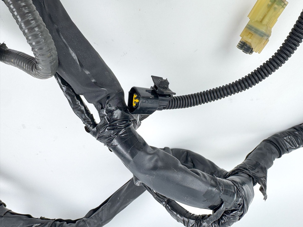 2006 Yamaha 250 HP 4 Stroke Outboard Engine Wire Harness 6P2-8259M-00-00 OEM