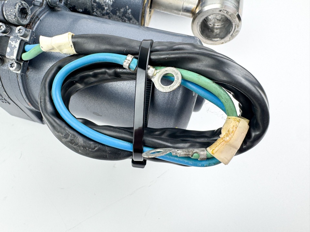 2006 Yamaha 250 HP 4 Stroke Outboard Power Trim Tilt Unit 69J-43800-01-4D OEM