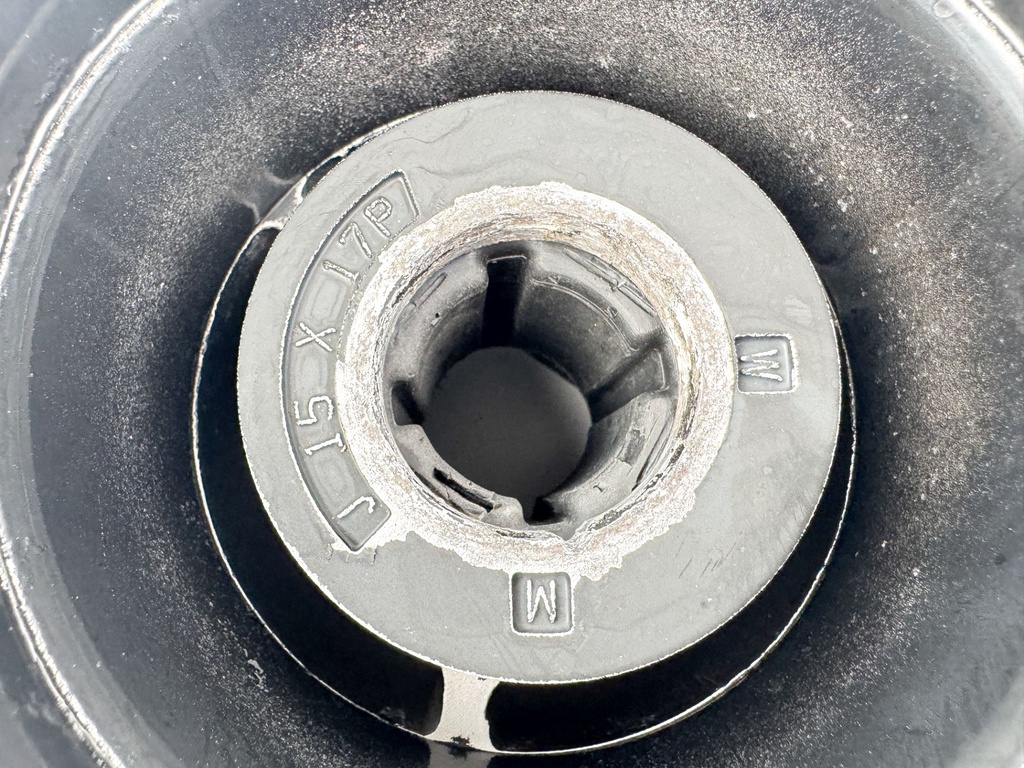 Black Diamond 15" x 17P Quicksilver RH Propeller QA1912X