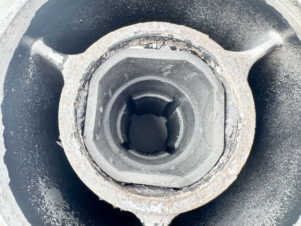 Black Diamond 15" x 17P Quicksilver RH Propeller QA1912X