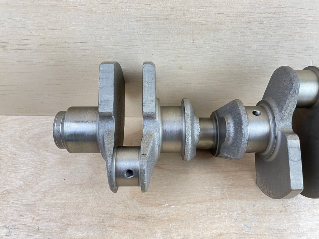 2004 Yamaha 40HP 4 Stroke Outboard Crankshaft Assembly 67C-11411-00-00