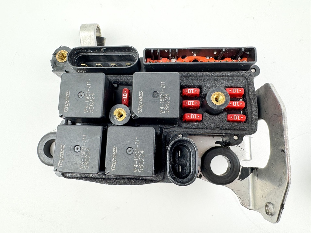 Johnson Evinrude Ficht Power Distribution Panel Fuse Block With Cover 0586754