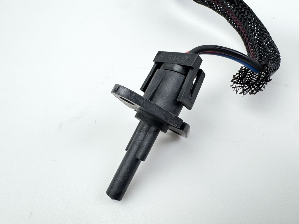 2005 Evinrude 115 HP 2 Stroke Outboard Engine Wire Harness 0586716 OEM