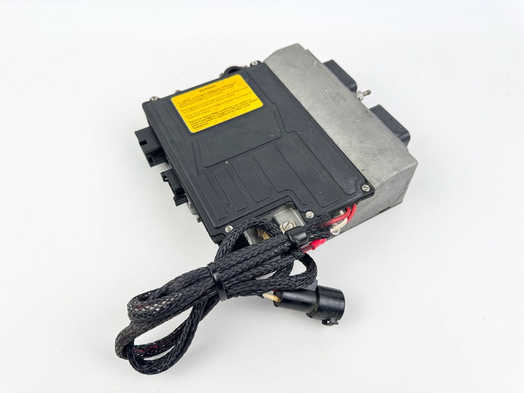 2005 Evinrude 115 HP 2 Stroke Outboard Engine Control Unit ECU EMM 0586724 OEM