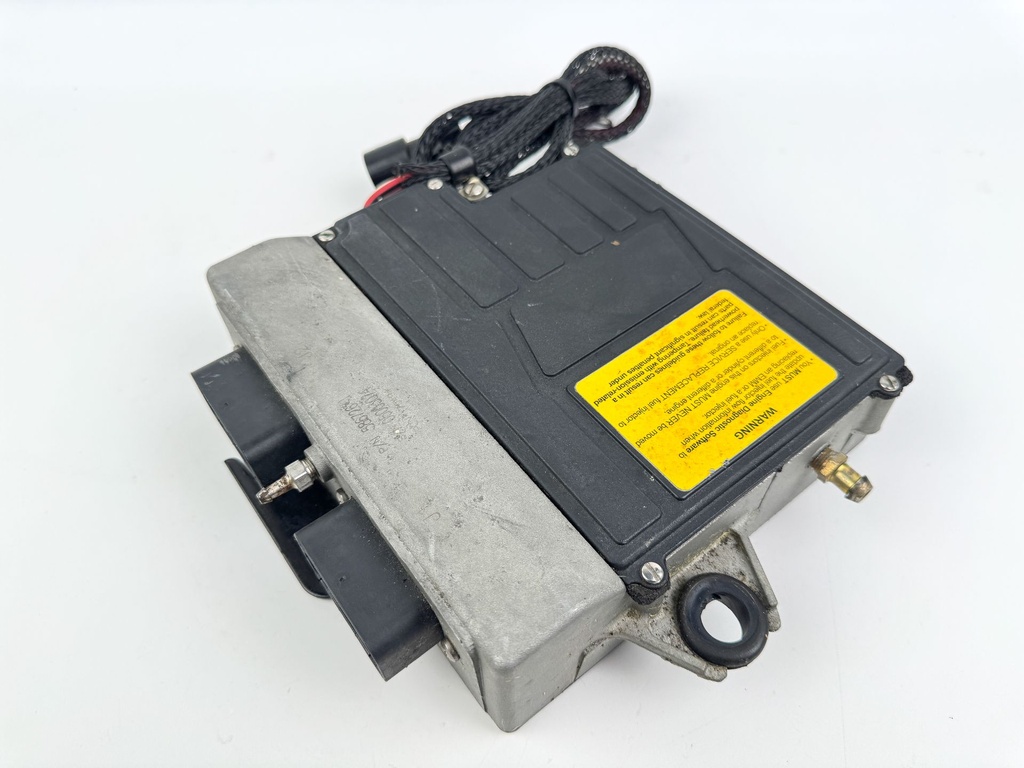 2005 Evinrude 115 HP 2 Stroke Outboard Engine Control Unit ECU EMM 0586724 OEM