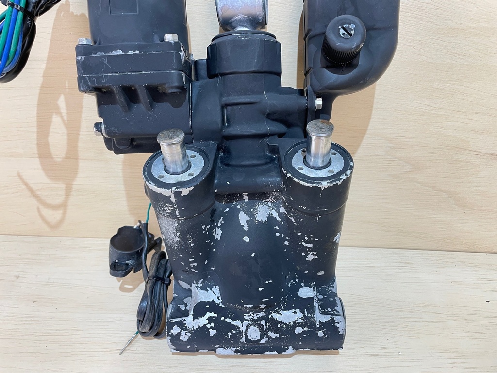 Evinrude Johnson BRP Power Trim & Tilt Unit Assembly 90HP - 300HP