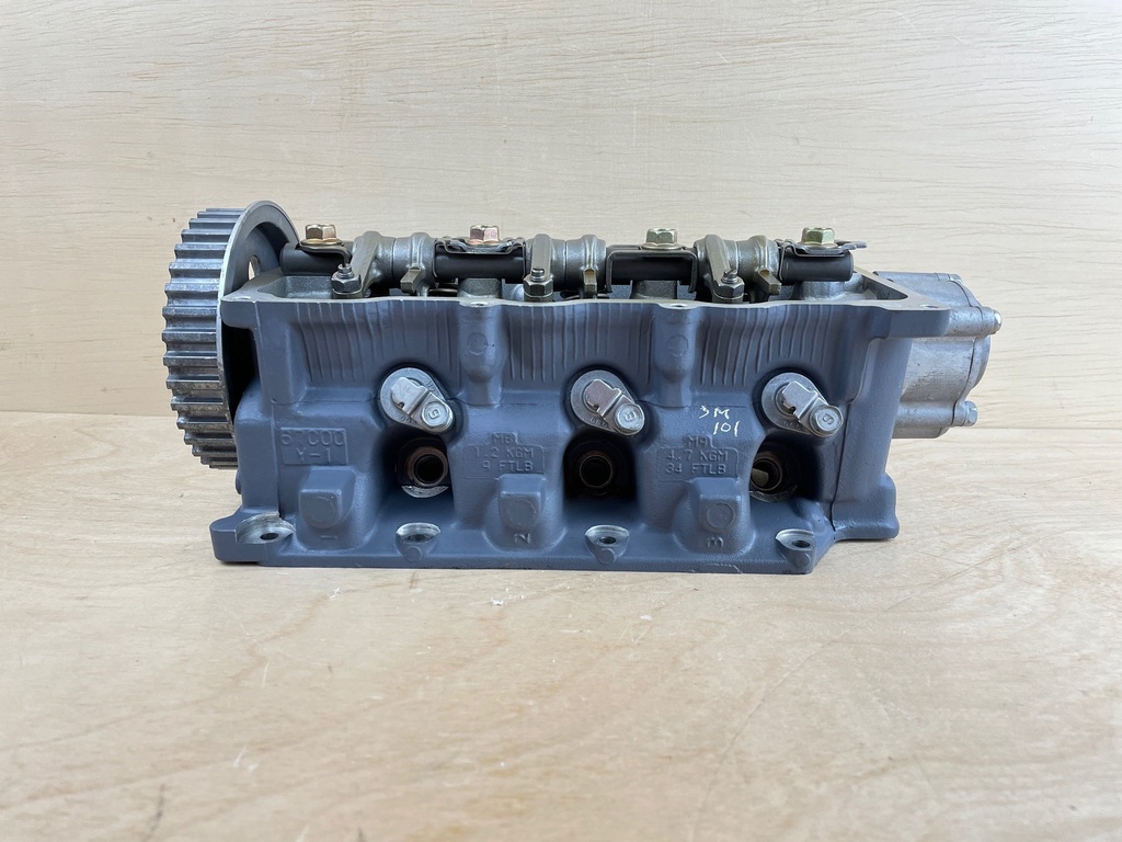 2004 Yamaha 40HP F40 4 Stroke Outboard Cylinder Head Complete 67C-W009A-13-1S
