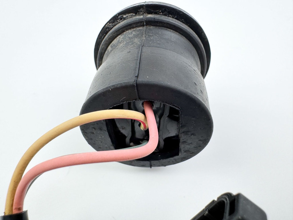 2004 Suzuki 115 HP 4 Stroke Outboard Trim Switch 37850-99E05 OEM