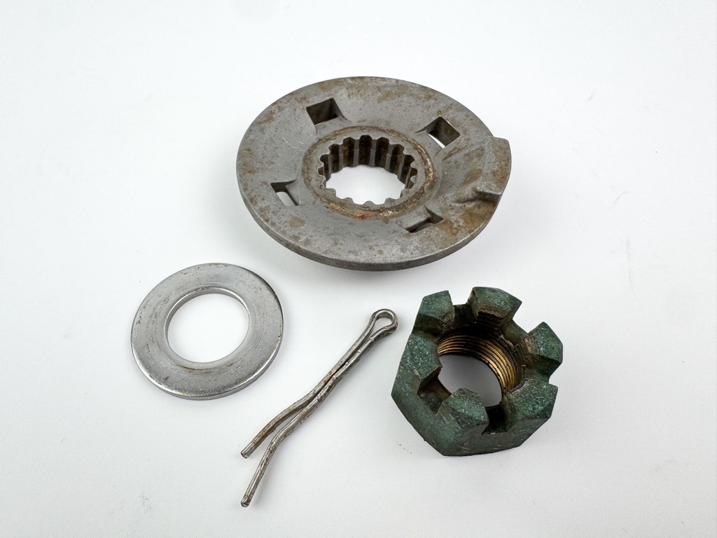 2003 Suzuki 140 HP 4 Stroke Outboard Prop Hardware 57630-90J00 OEM