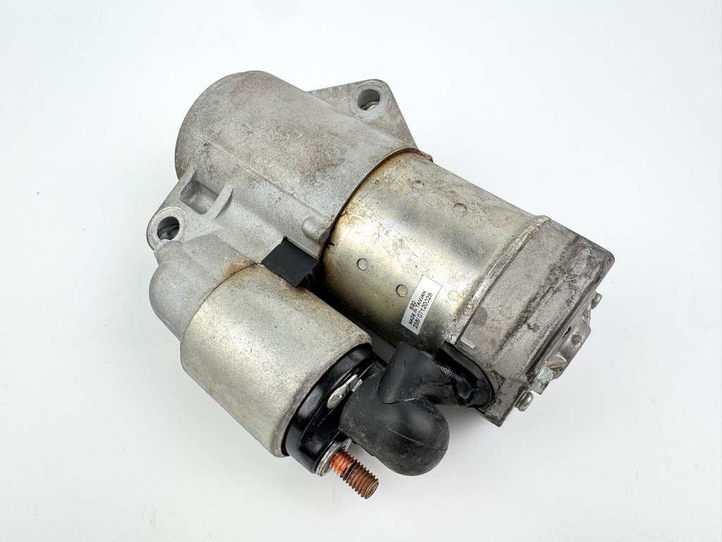 2004 Suzuki 115 HP 4 Stroke Outboard Starter Motor 31100-90J01 OEM