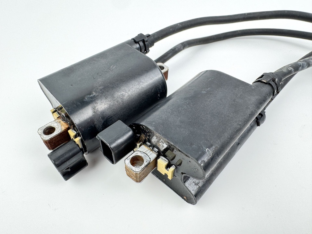 2004 Suzuki 115 HP 4 Stroke Outboard Ignition Coil Set 33410-90J00 OEM