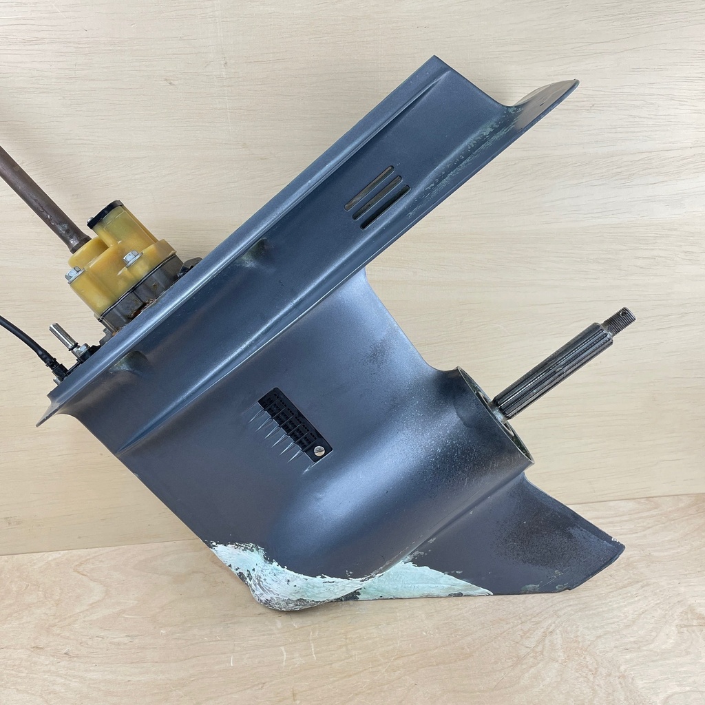 Yamaha 90HP 2 Stroke 20" Lower Unit Gear Case 6H1-45300-17-8D