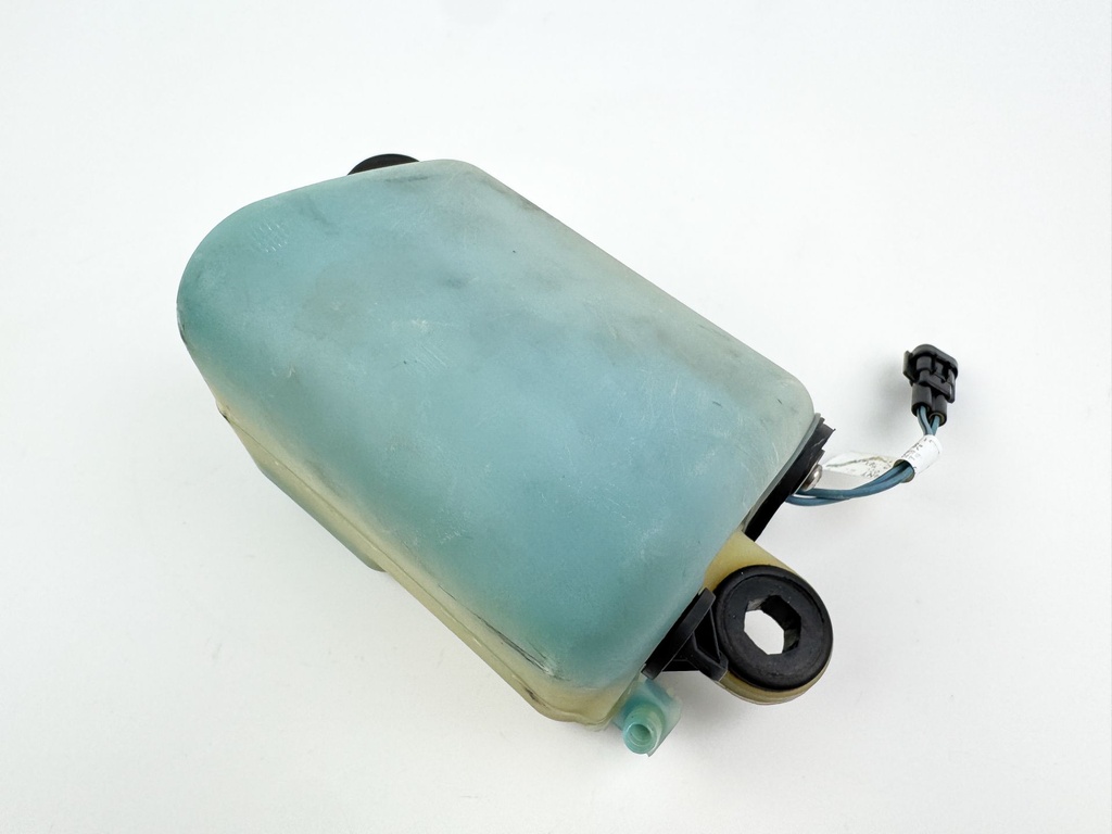 2003 Mercury 225 HP 2 Stroke Optimax Outboard Oil Tank 884525T1 OEM