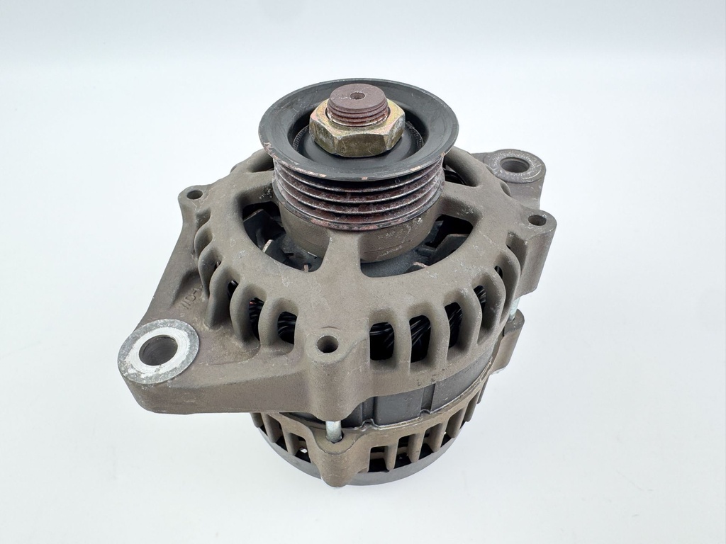 2003 Mercury 225 HP 2 Stroke Optimax Outboard Alternator 881247A1 OEM