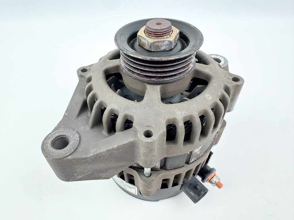 2003 Mercury 225 HP 2 Stroke Optimax Outboard Alternator 881247A1 OEM