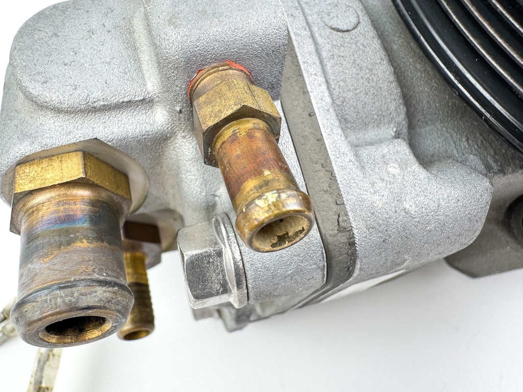 2003 Mercury 225 HP 2 Stroke Optimax Outboard Air Compressor Assembly 828123T19