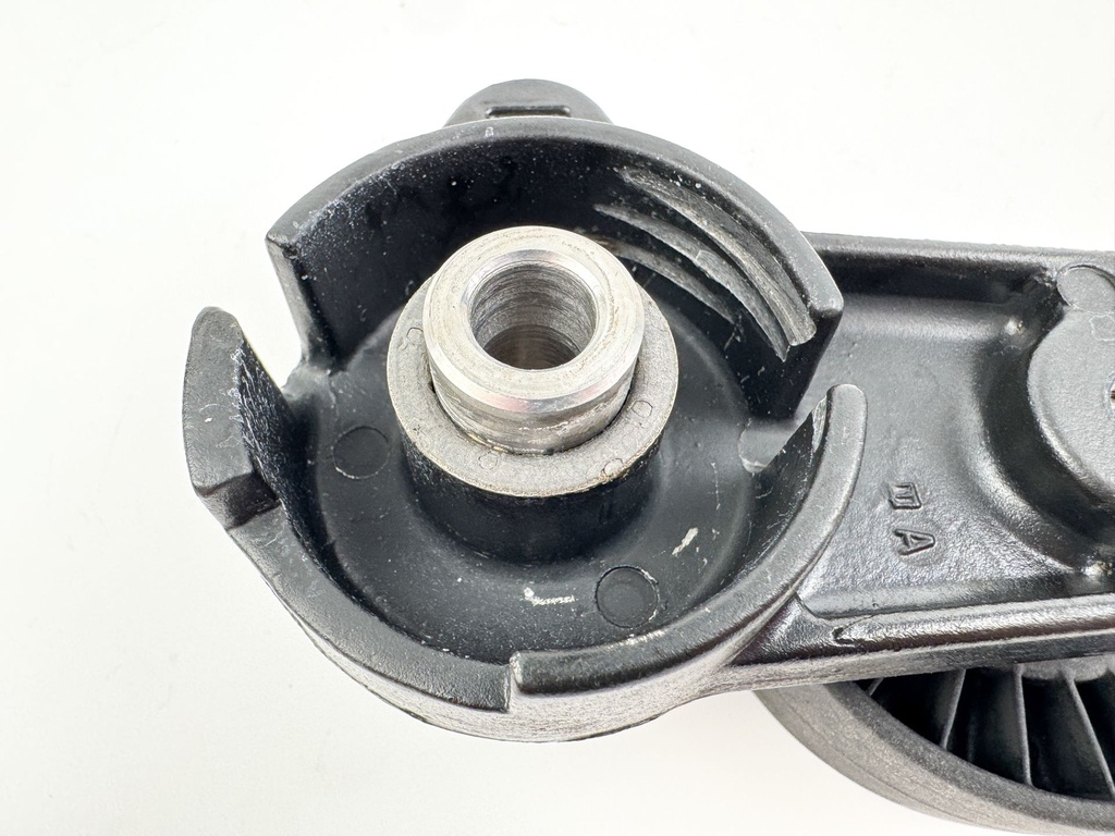 2003 Mercury 225 HP 2 Stroke Optimax Outboard Belt Tensioner 856815T2