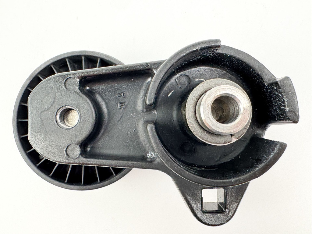 2003 Mercury 225 HP 2 Stroke Optimax Outboard Belt Tensioner 856815T2