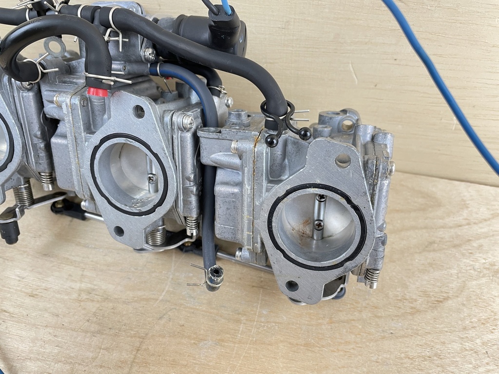 2003 Yamaha 60HP 2 Stroke Outboard Carburetor Set Top Bottom Middle
