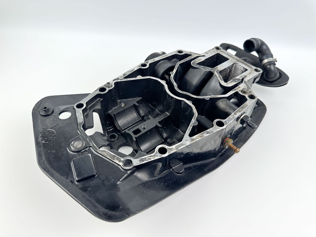 2003 Mercury 225 HP 2 Stroke Optimax Outboard Exhaust Plate Guide 832935A16 OEM