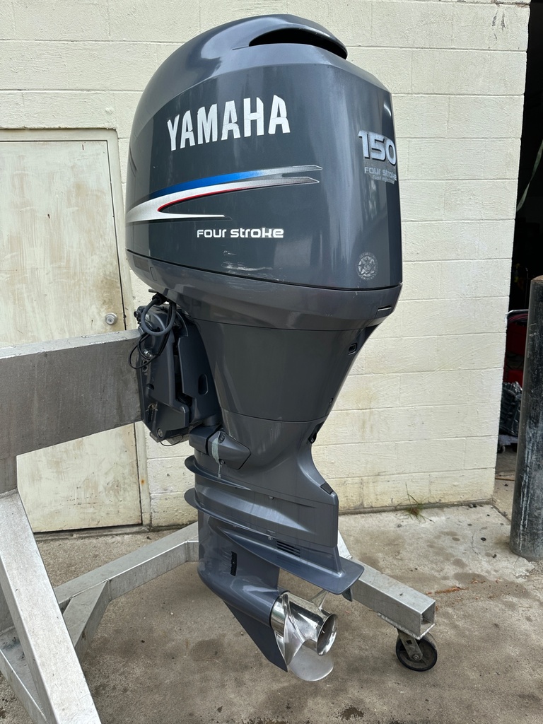 2004 Yamaha 150HP 4 Stroke Outboard Engine W/ 25" Shaft - 799 Hours