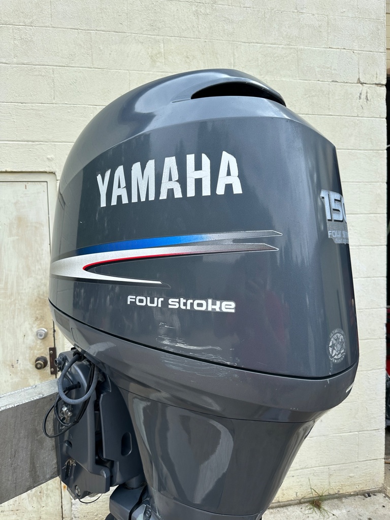 2004 Yamaha 150HP 4 Stroke Outboard Engine W/ 25" Shaft - 799 Hours