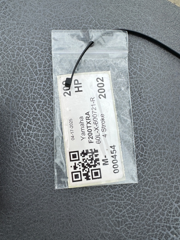 2002 Yamaha 200HP 4 Stroke Outboard Engine Complete W/ 25" Shaft